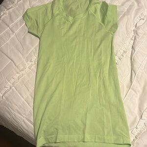 Lululemon swiftly tech